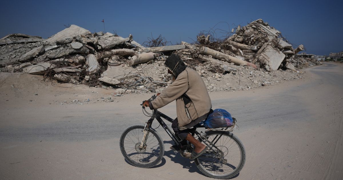 Trump Claims Peace Board Has Plan for Gaza Disarmament - image 3