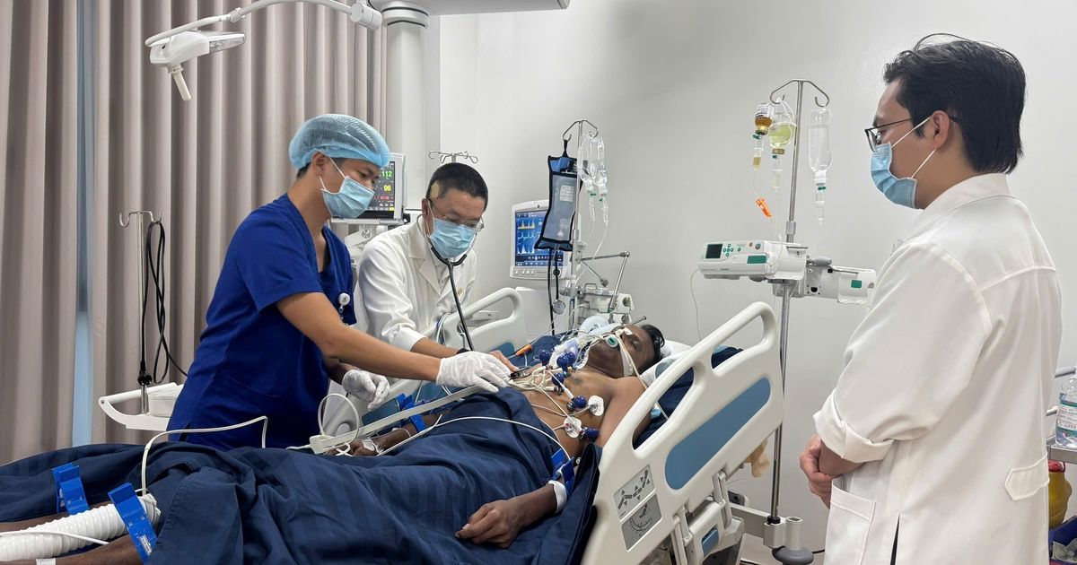 2 Indian tourists are in critical condition after Vietnam boat capsizes, killing 15