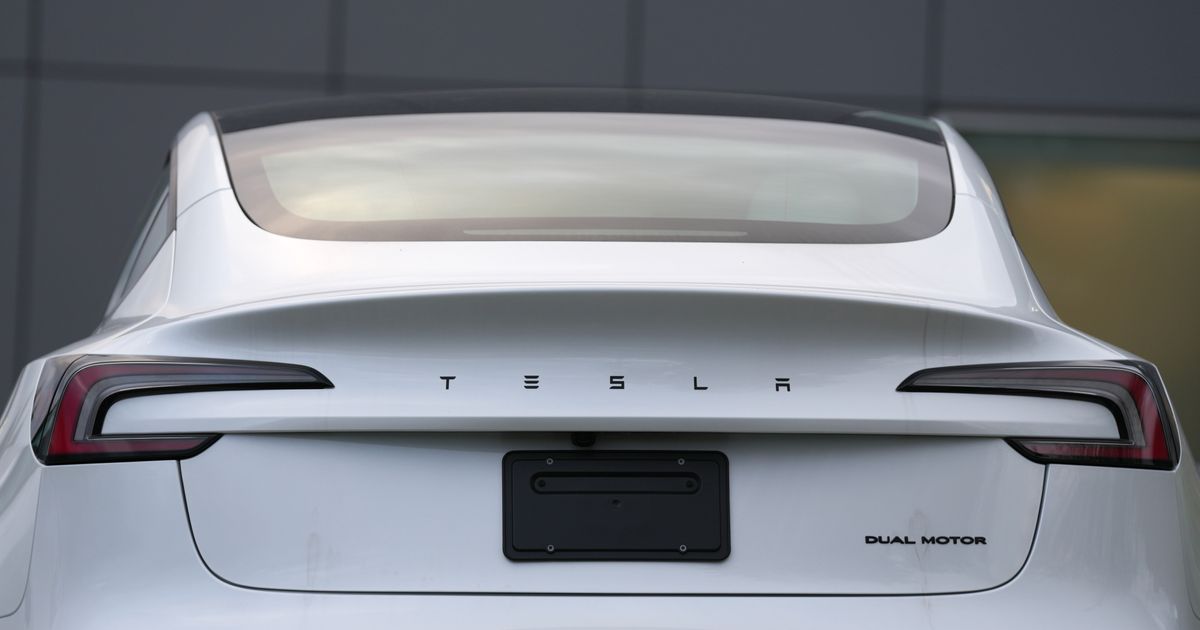 Tesla Profit Falls Even as Car Sales Rebound - image 3