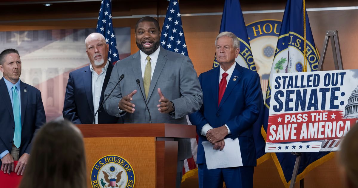Florida GOP lawmaker and governor candidate says AI data center legislation keeps utility costs down