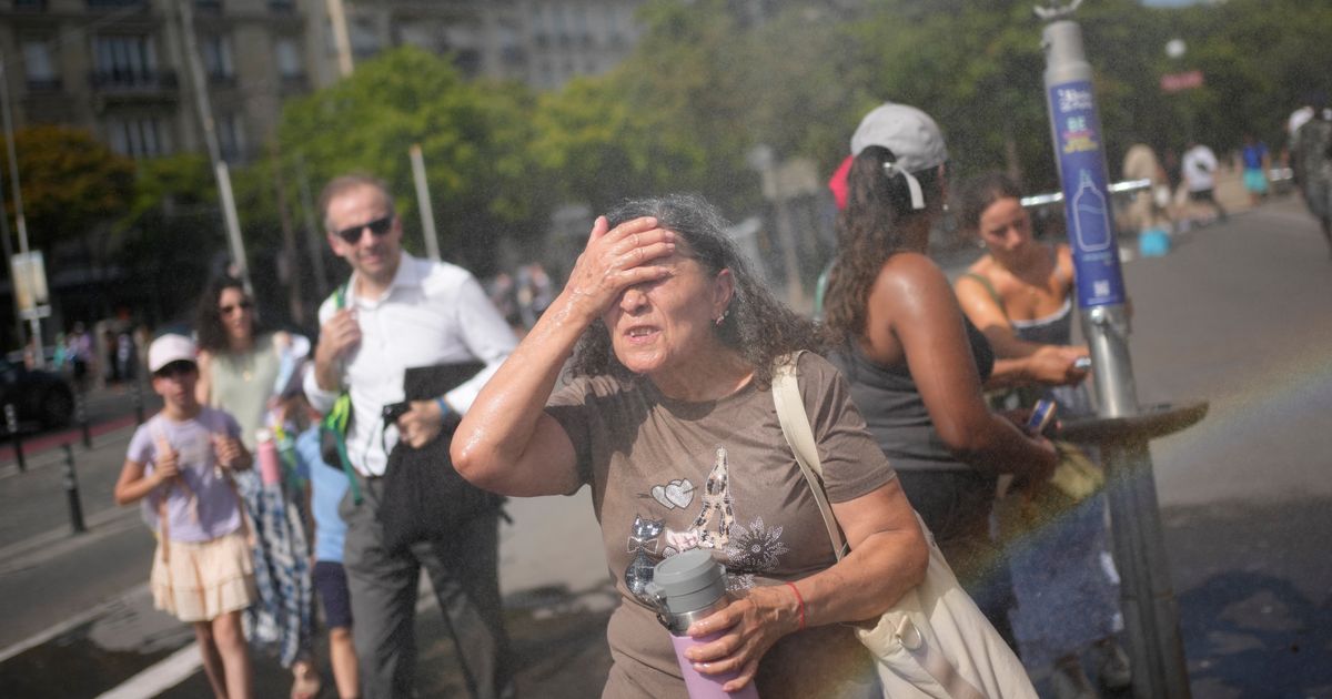 5,700 more deaths than usual recorded in France during heat wave