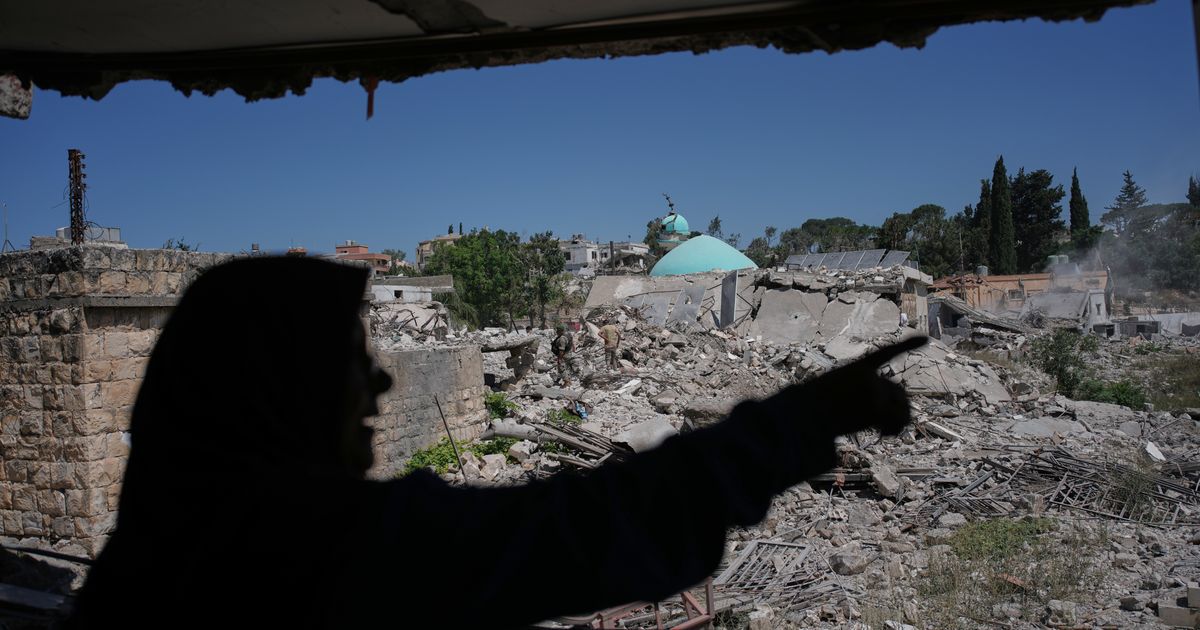 Few families return to southern Lebanese village as part of Israel ‘pilot zones’ deal - image 1