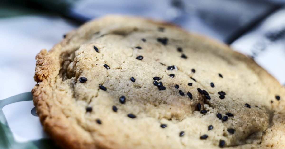 Anh Ơi celebrates Seattle’s aspiring Asian bakers and their sweets