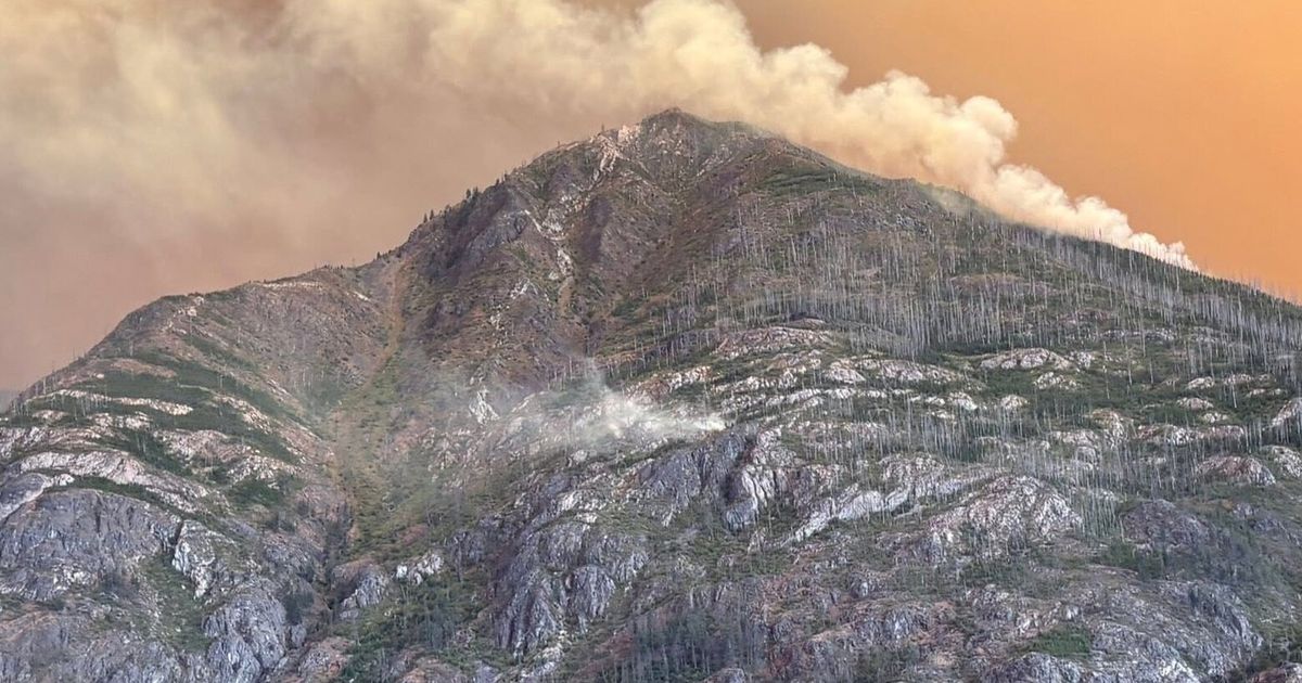 Spokane Wildfires Destroy Hundreds of Buildings as Thousands Evacuate - image 9