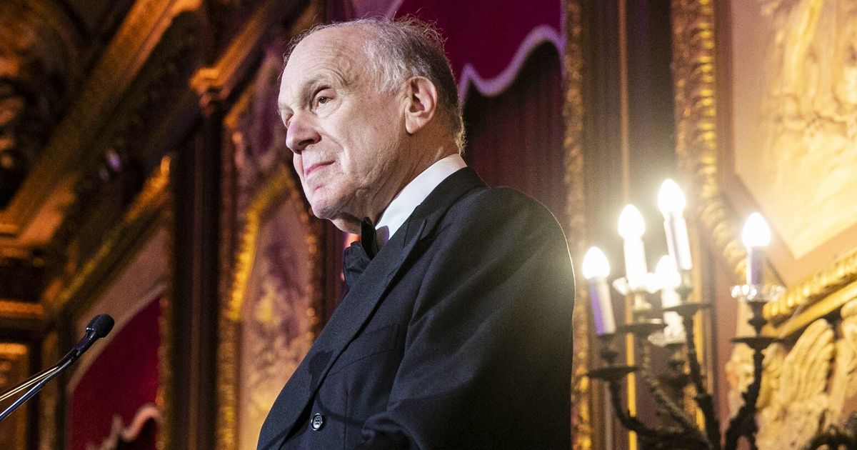Ronald Lauder, a Billionaire GOP Backer, Closes His Wallet