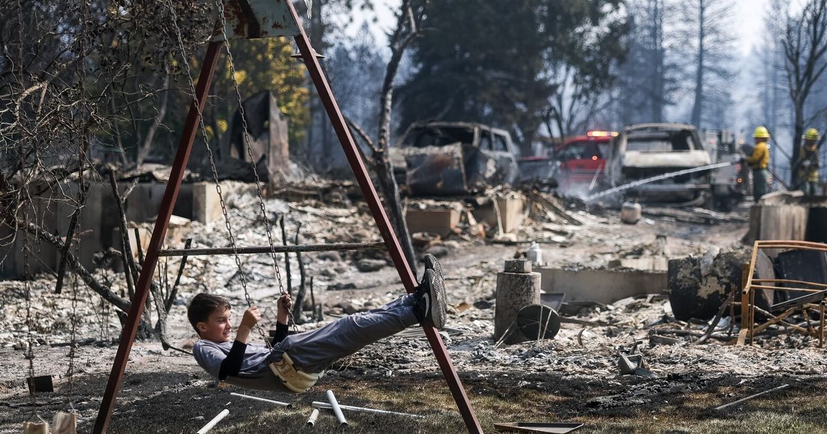 Charred homes, burned out cars - before and after images show Spokane wildfire destruction - image 5