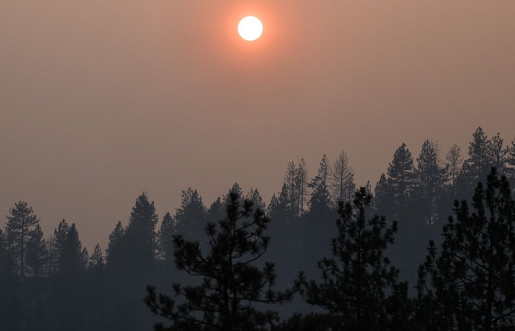 New fire sparks west of Spokane, prompting brief evacuation order
