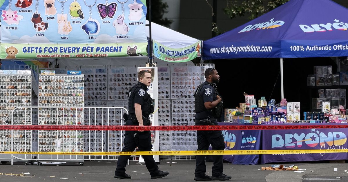 What led to a 19-year-old’s death at Seattle Center?