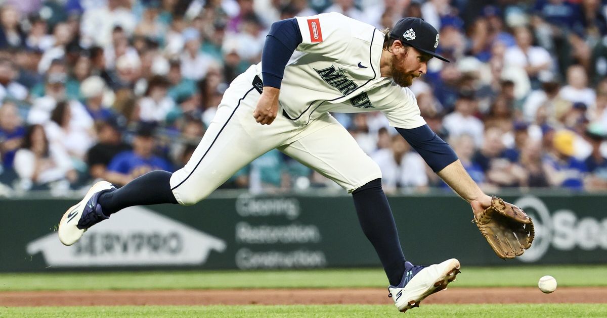 Frustration boils over as Dan Wilson ejected in Mariners’ loss to Rays