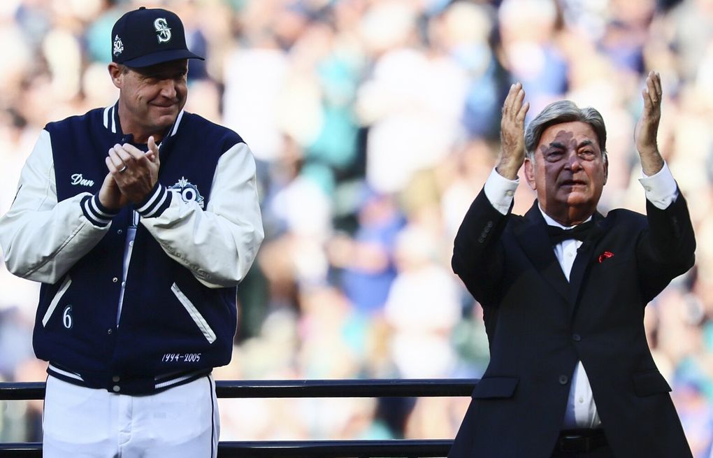 Seattle Mariners to induct broadcaster Rick Rizzs into Hall of Fame