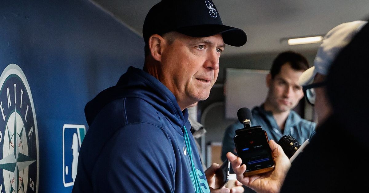 Why Mariners are unlikely to fire Dan Wilson despite disappointing season