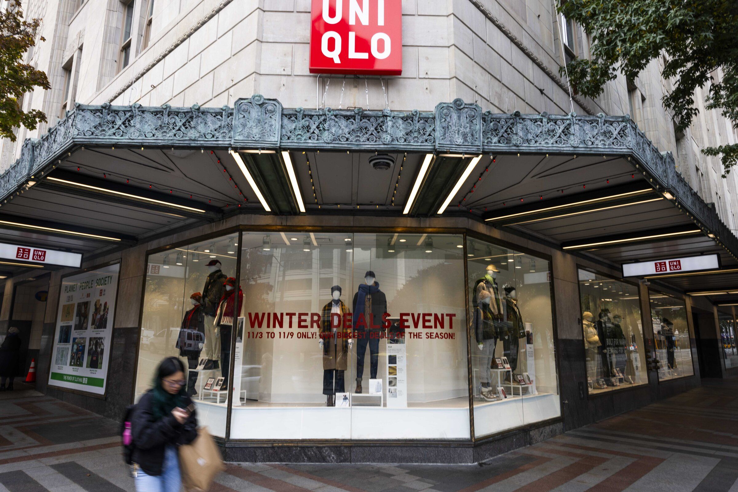 The UNIQLO store in downtown Seattle in 2023. The Japanese apparel company will open a store Friday in the Issaquah Commons shopping center. (Daniel Kim / The Seattle Times)