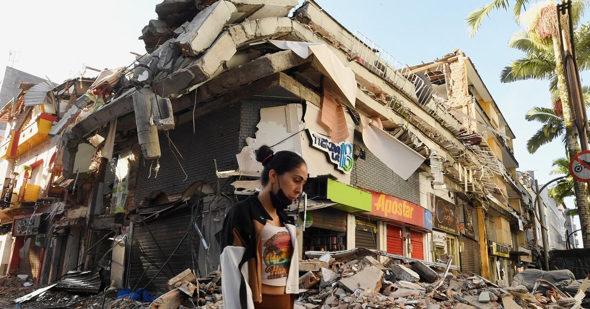 Earthquake response strains Colombia’s new government and rescuers as they race against the clock