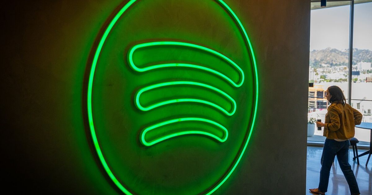Spotify to label AI music, not recommend it to users - image 1