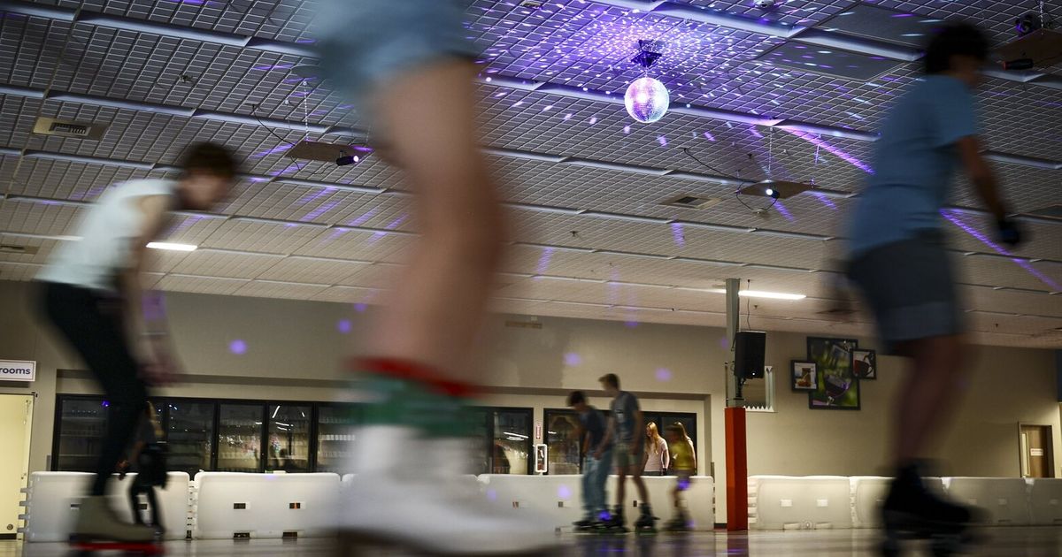 New Issaquah roller skating rink brings family-friendly fun to Eastside