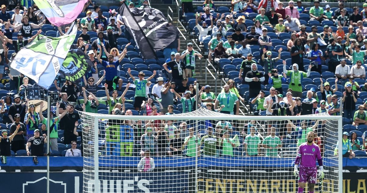Sounders close Leagues Cup play vs. powerhouse Chivas