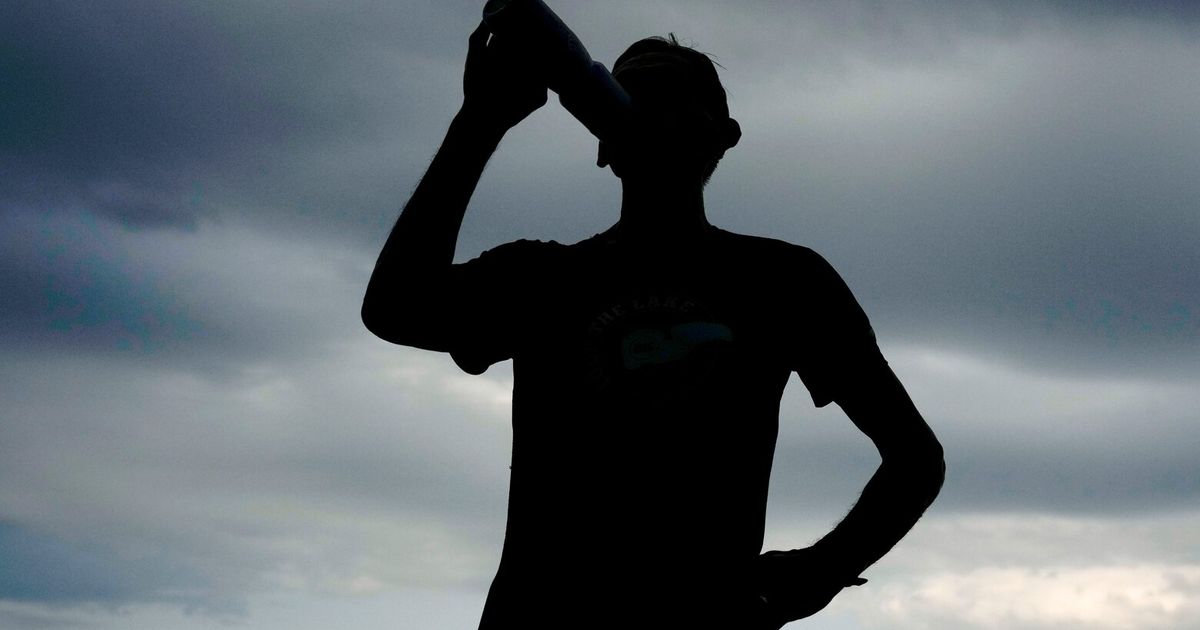 Warming climate is forcing marathons to consider changes to keep runners cool