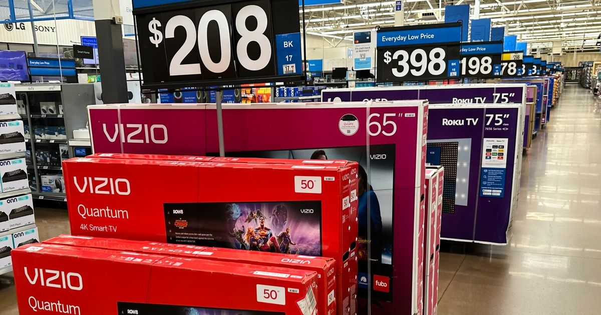Retail sales slump in July. Cheaper gas and Amazon-Prime hangover are the chief culprits. - image 2