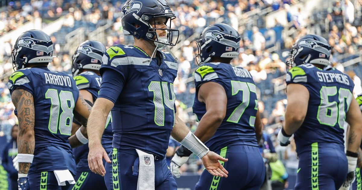 Photos: Seattle Seahawks take on Dallas Cowboys in preseason opener