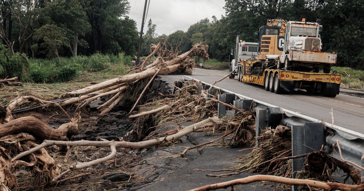 Hurricane Lala cuts off Hawaiʻi town with region’s only hospital