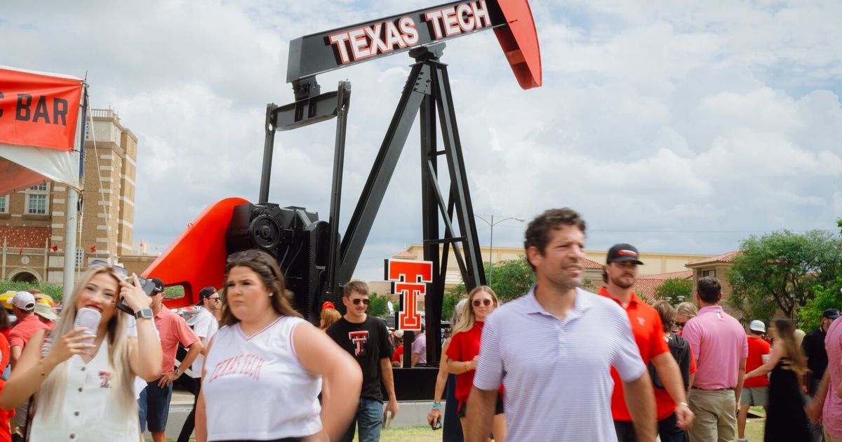 A Texas university is using AI to cut left-leaning content
