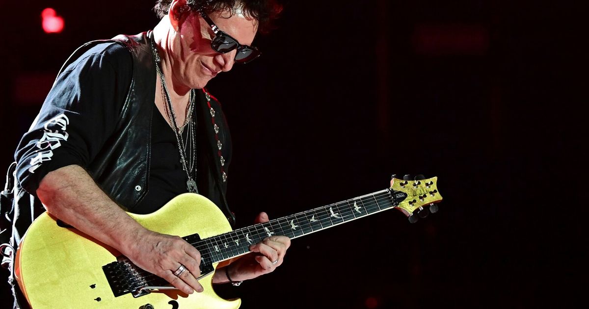 Journey prepares for the last leg of what could be rockers’ final tour together