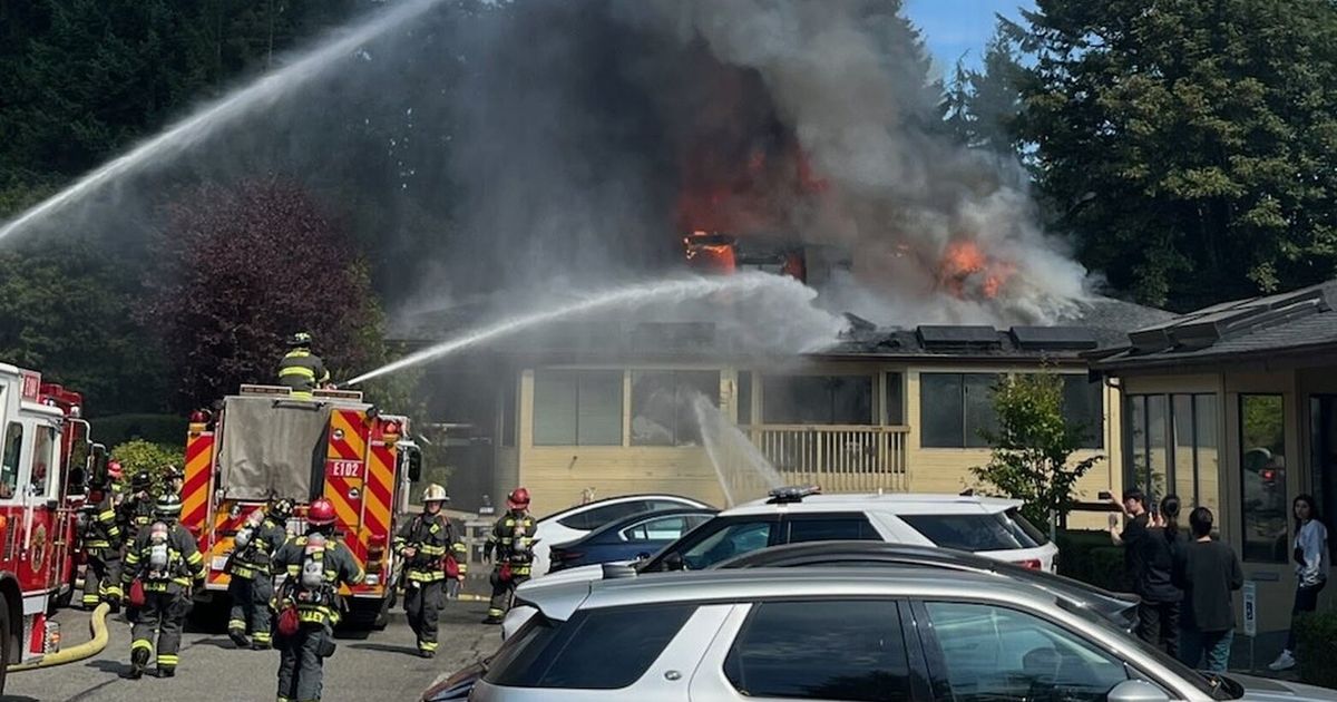 4 injured in fire at Bellevue office, including 3 firefighters