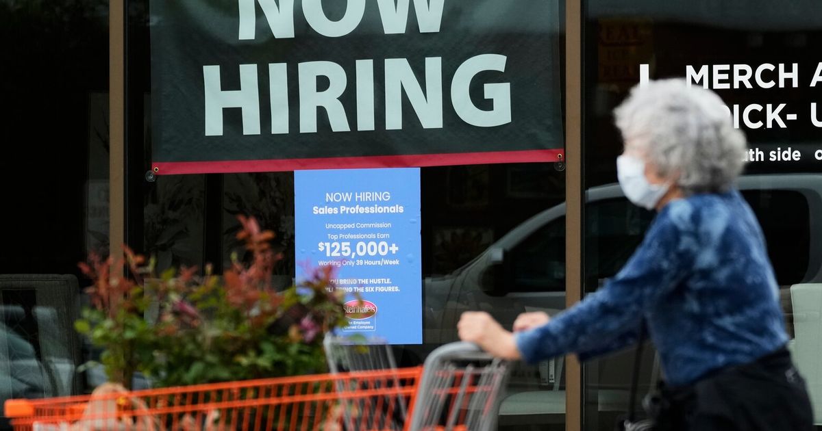 US unemployment claims dropped to 206,000 last week with layoffs still sparse