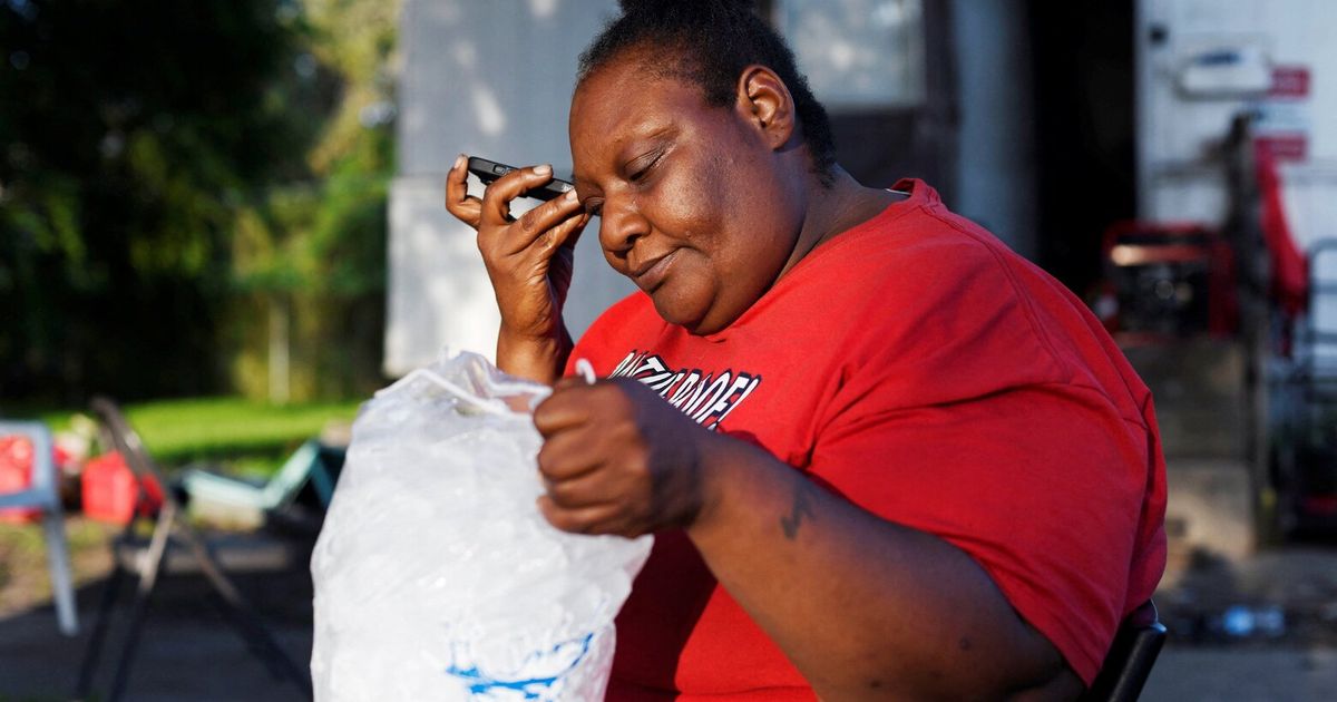 Desperation mounts as thousands in Indiana endure 10 days without power