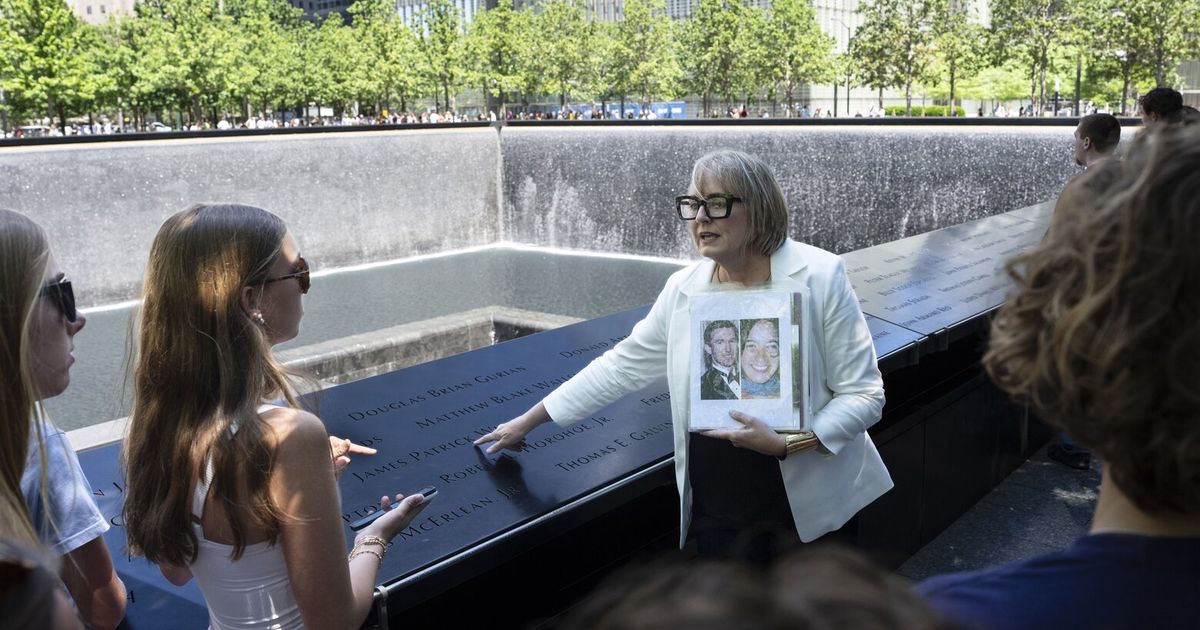 The woman guiding tourists through New York City’s worst day