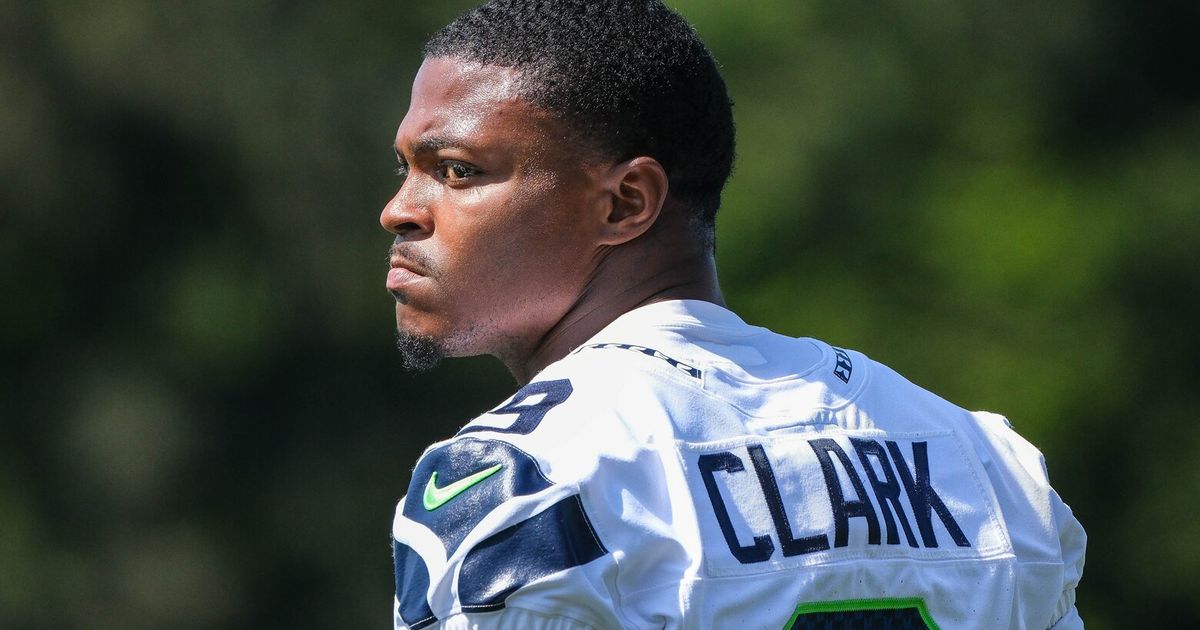 Seahawks place Bud Clark, Mason Richman on IR, ending their seasons