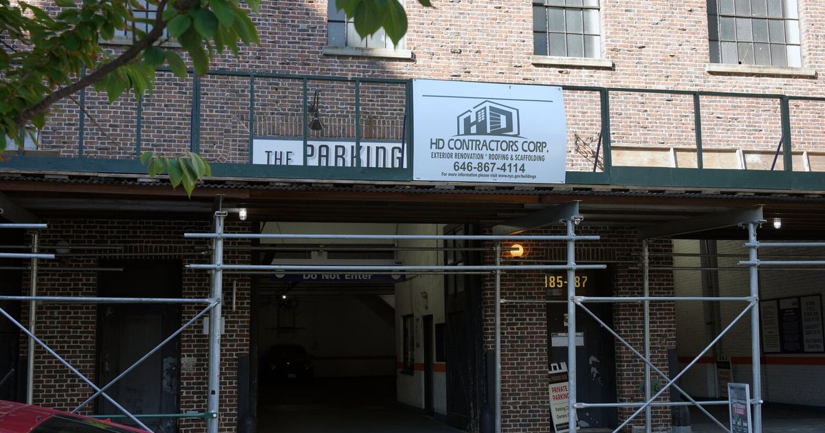 it-s-one-parking-spot-in-new-york-city-what-could-it-cost-250-000