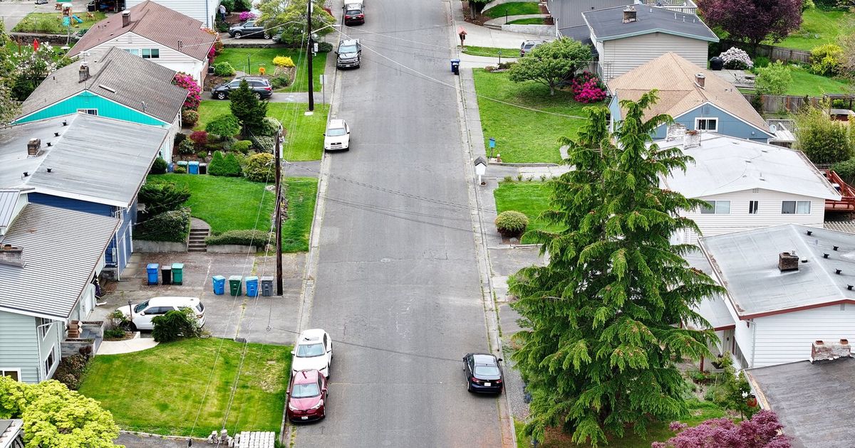 WA real estate group touts new site, taking jabs at Zillow, Redfin