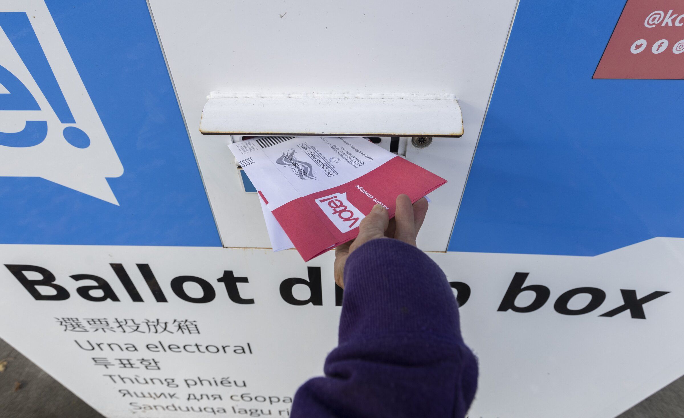 Washington is one of eight states where voting is conducted entirely by mail. (Ellen M. Banner / The Seattle Times, 2025)