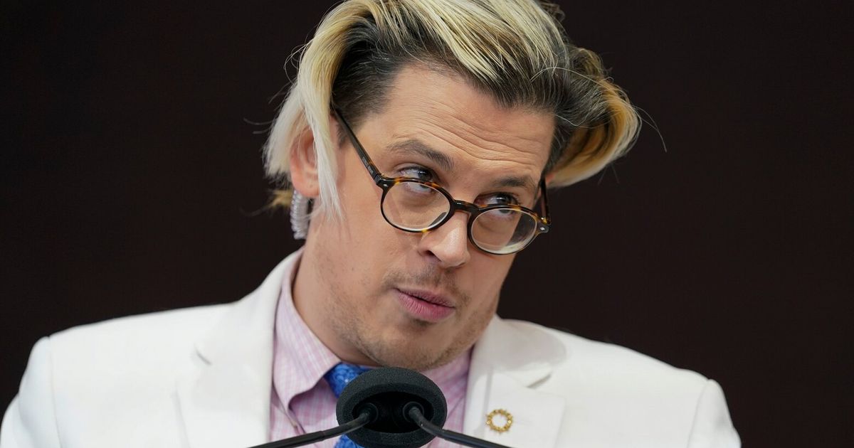 Far-right British provocateur Milo Yiannopoulos arrested by US immigration enforcement