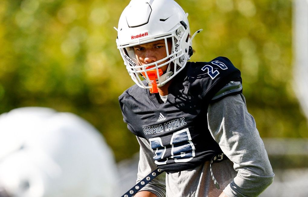 Eastside Catholic's Tytan McNeal has college football — and basketball — taking notice