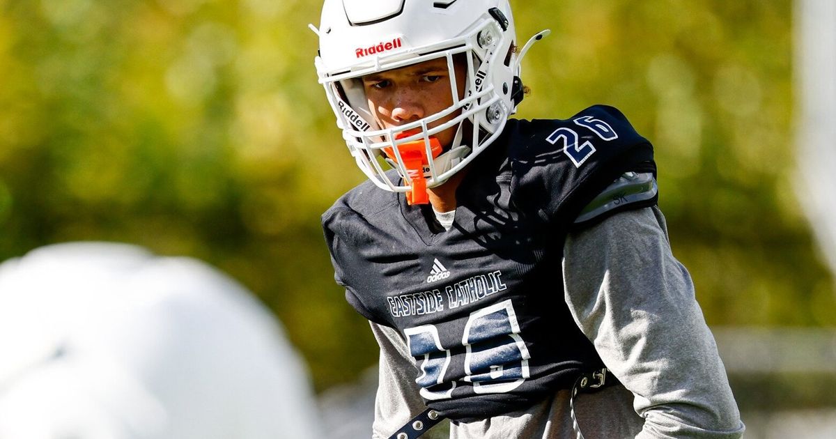 Eastside Catholic’s Tytan McNeal has college football — and basketball — taking notice