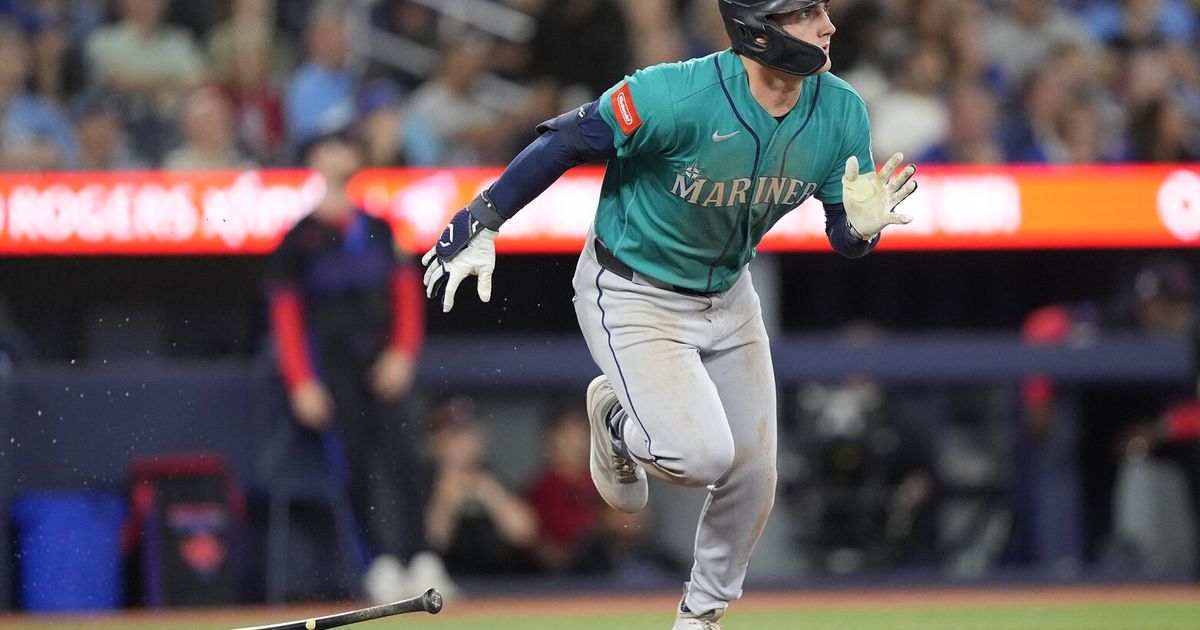 Photos: Seattle Mariners lose to Toronto Blue Jays, 8-1