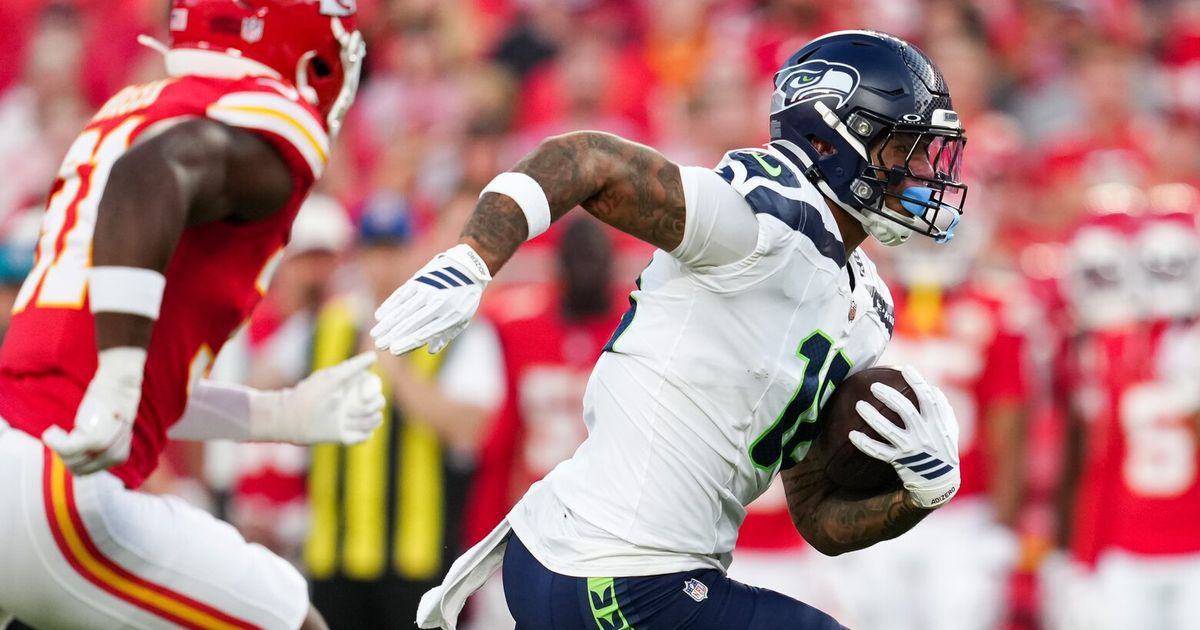 Photos: Seattle Seahawks take on Kansas City Chiefs