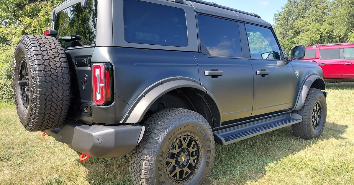 These older Ford cars, SUVs pose unreasonable safety risks, NHTSA says