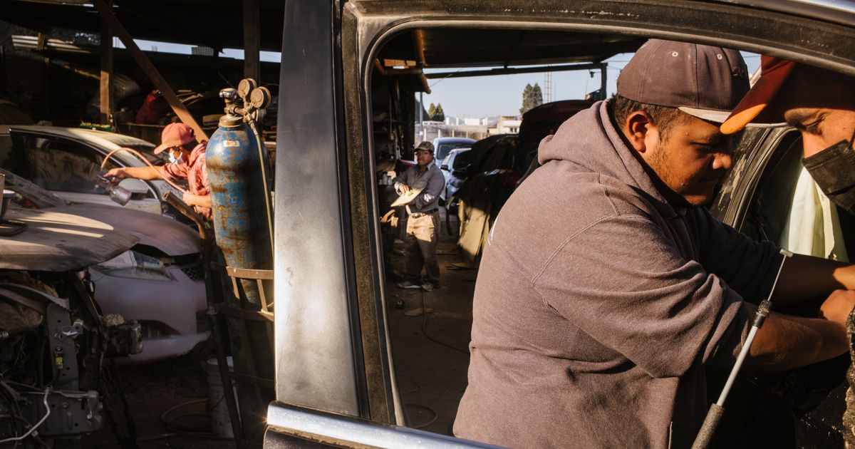 The U.S. scraps these cars. Central Americans drive them home