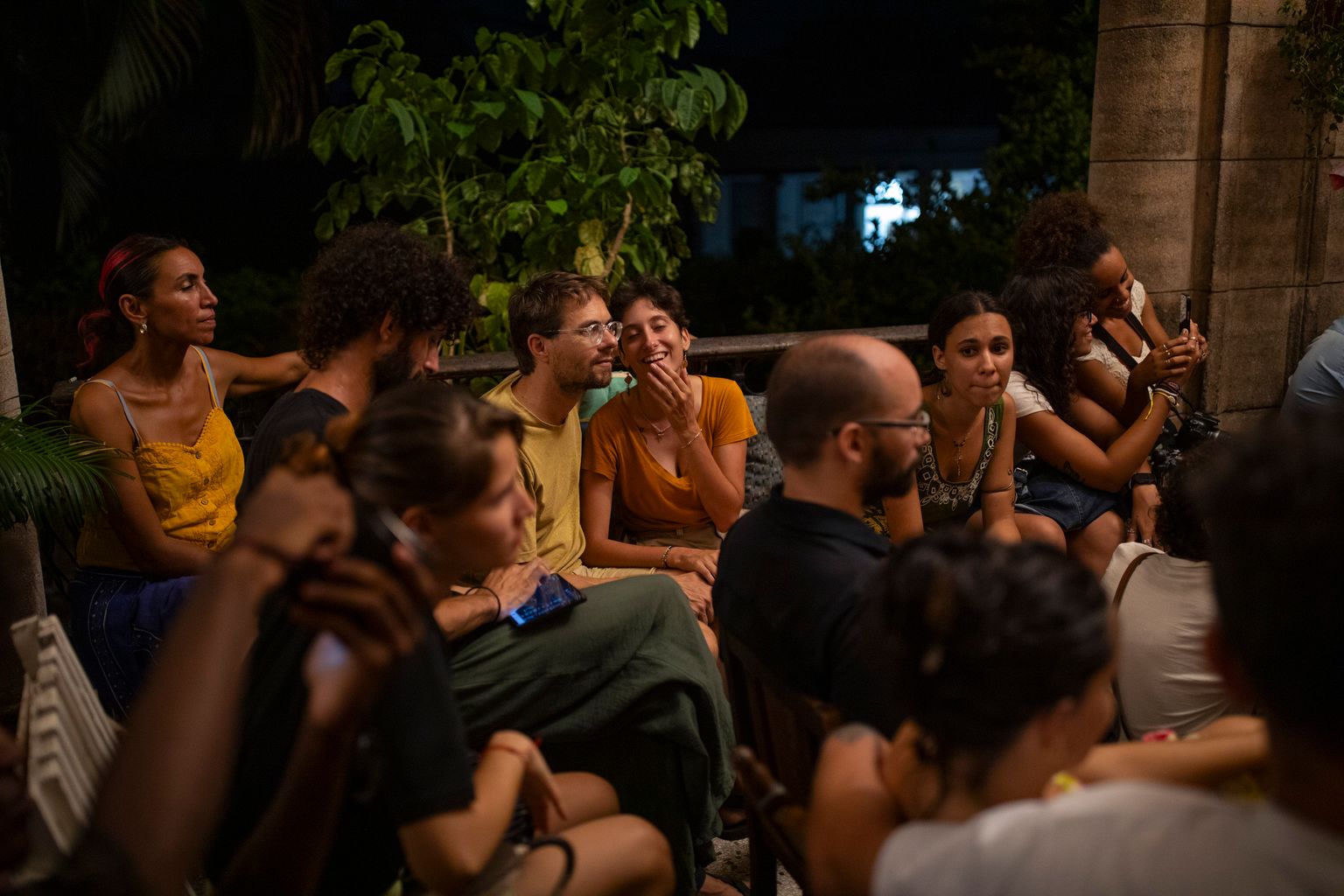 With Little Electricity in Cuba, He Uses a Giant Battery to Throw Parties