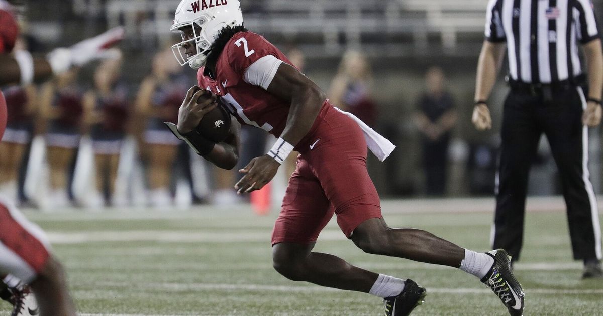 WSU notebook: QB Julian Dugger posts scrimmage to remember, TE depth in question and other notes