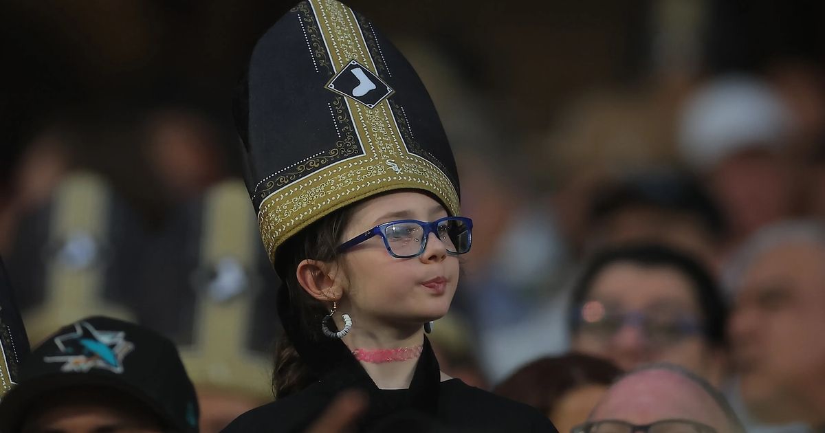 Pope hats, bloody shirts and so many bobbleheads: The creative ways MLB teams lure fans to the park