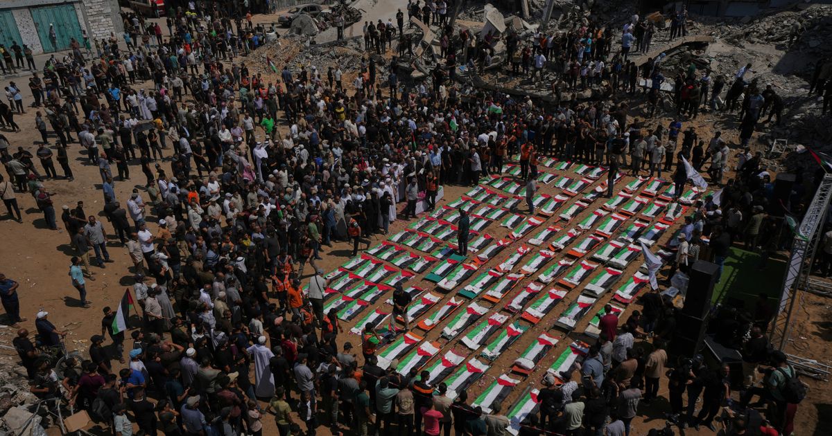 Mass funeral in Gaza for 112 Palestinians killed in 2023 Israeli strike - image 2