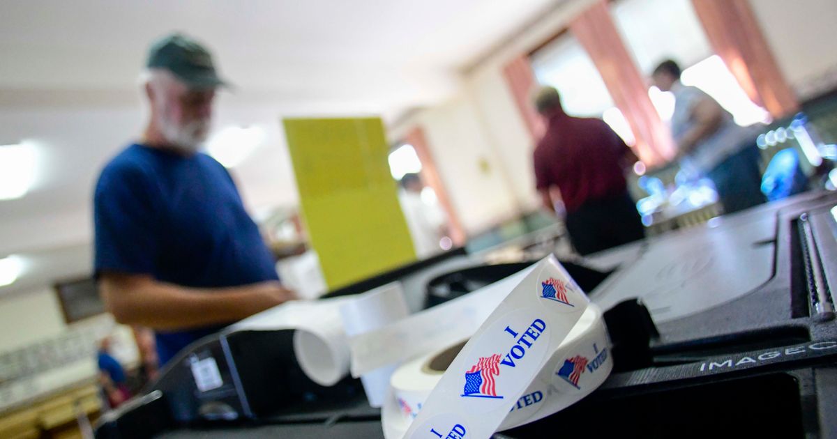 A judge expands a block on U.S. Postal Service work on Trump's mail-in voting order - image 3