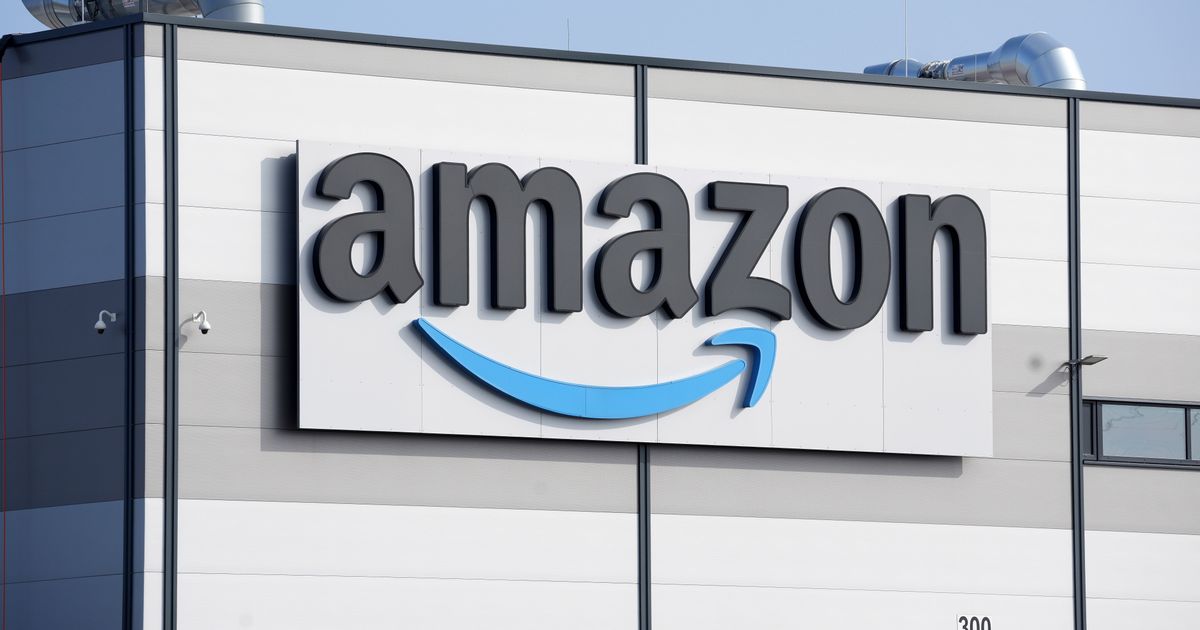 Amazon set to expand drone delivery of lightweight packages to 500 US cities