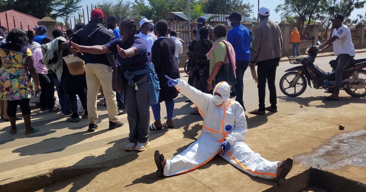 Dozens of health workers at epicenter of Congo’s Ebola outbreak protest lack of payment