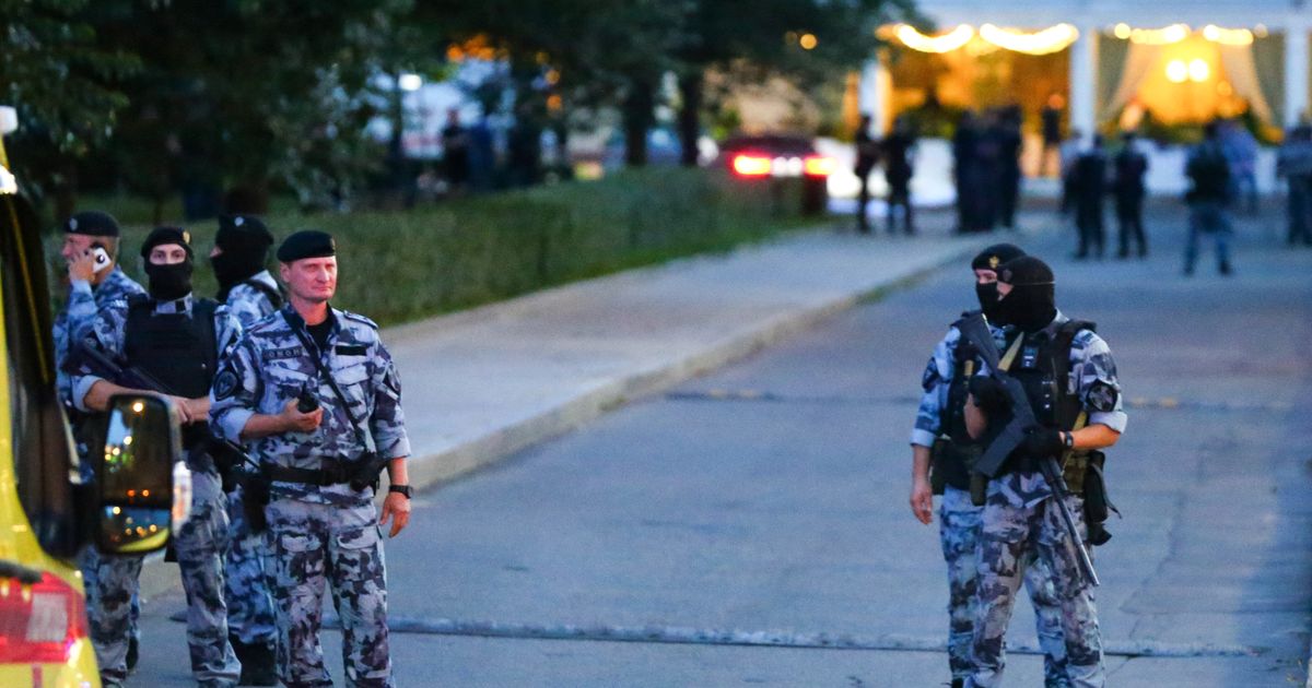 Improvised Bomb Kills 3 at an Upscale Moscow Restaurant - image 6