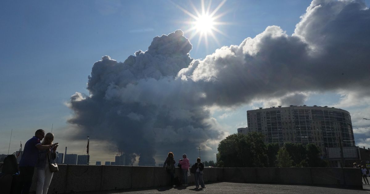 A Wildberries depot in Russia is hit again and destroyed as Ukraine extends its drone campaign